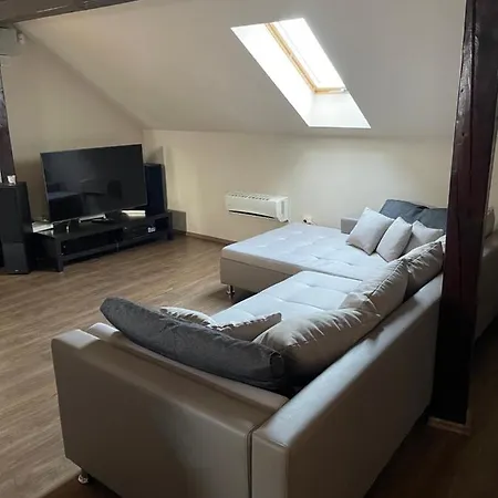 Apartment Yamalux - The Attics - In Buna Ziua *